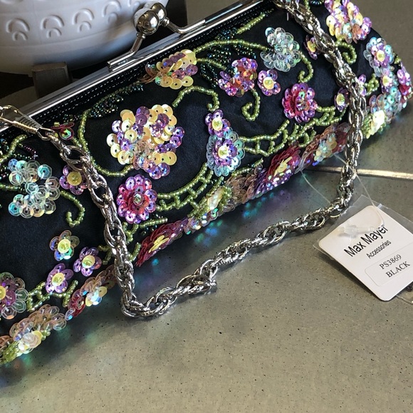 NEW—MAX MAYER- beaded clutch/purse/evening bag - Picture 3 of 8